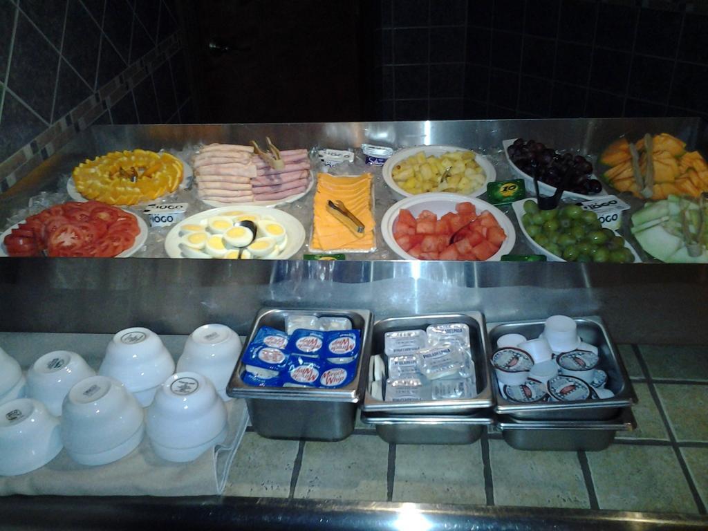 维多利亚维尔温德姆旅屋酒店 外观 照片
