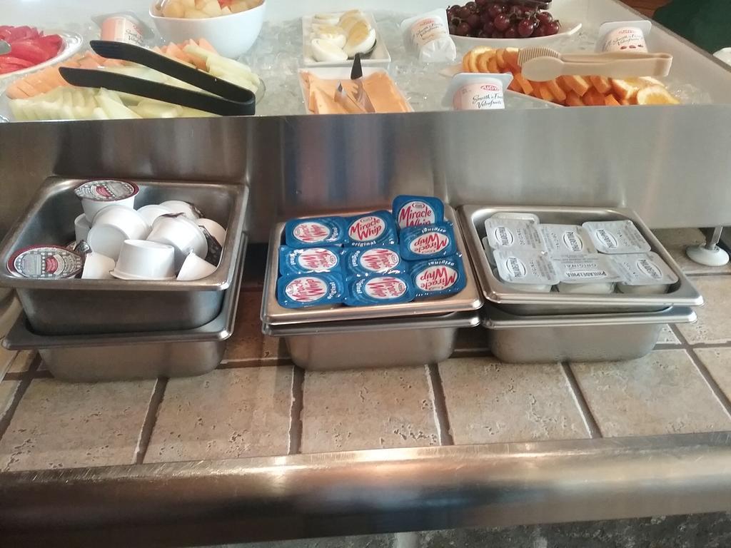 维多利亚维尔温德姆旅屋酒店 外观 照片